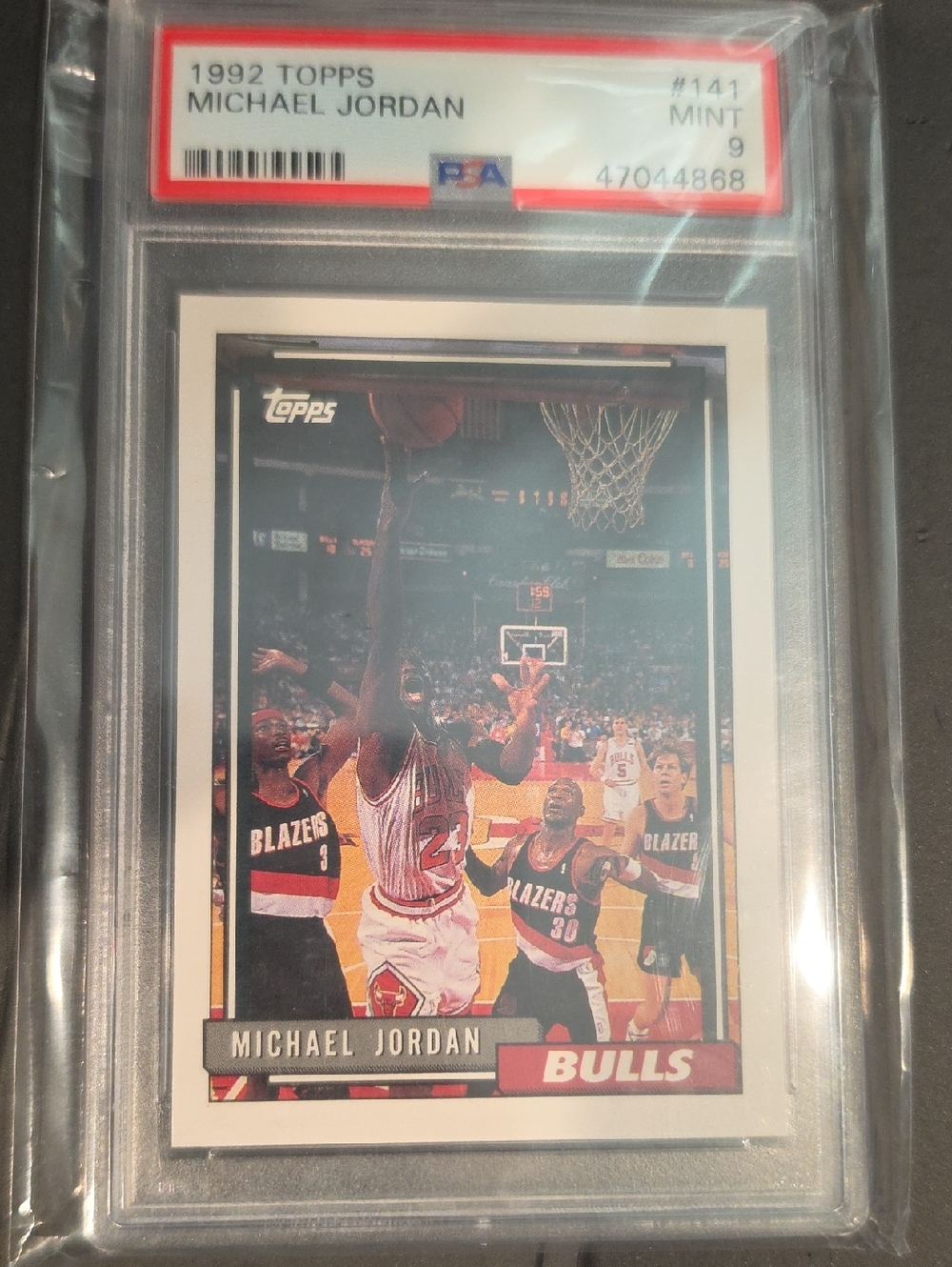 1992 Topps Michael Jordan Bulls #141 PSA 9